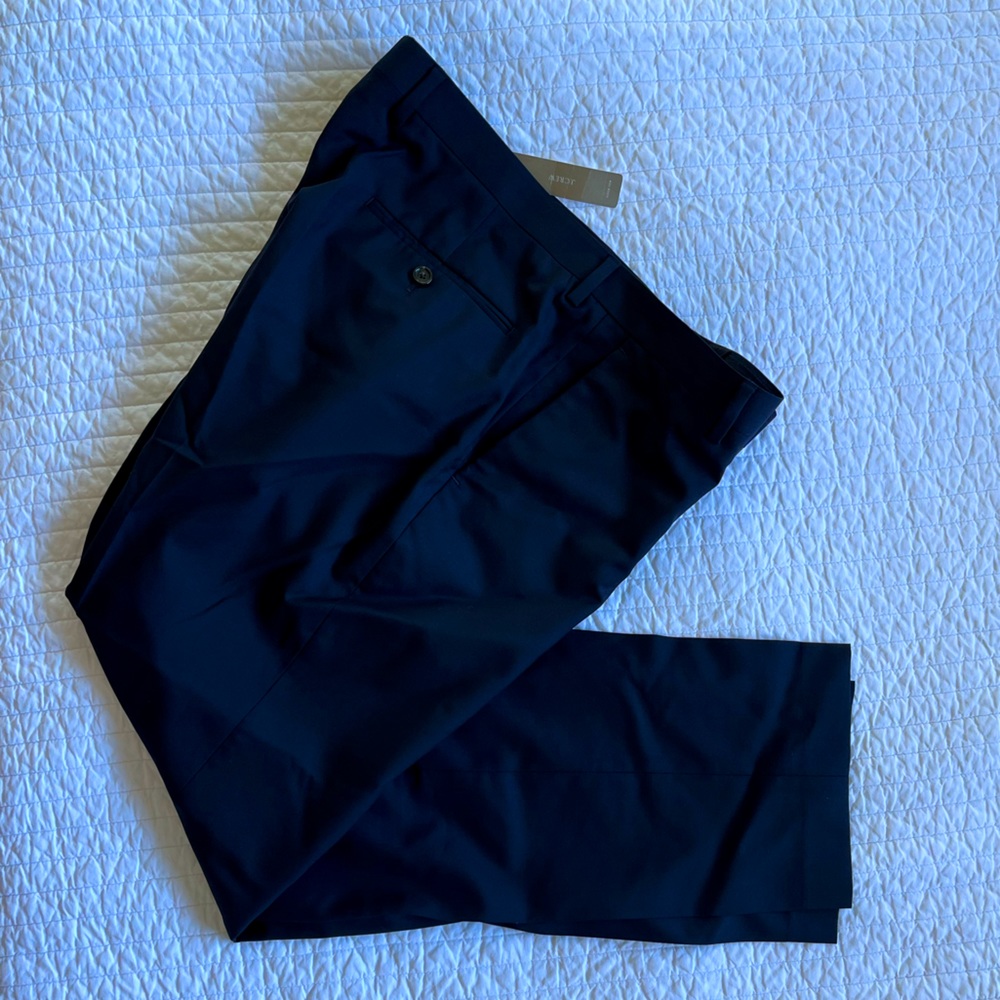 J. Crew Ludlow Classic Pants. Size 36/32